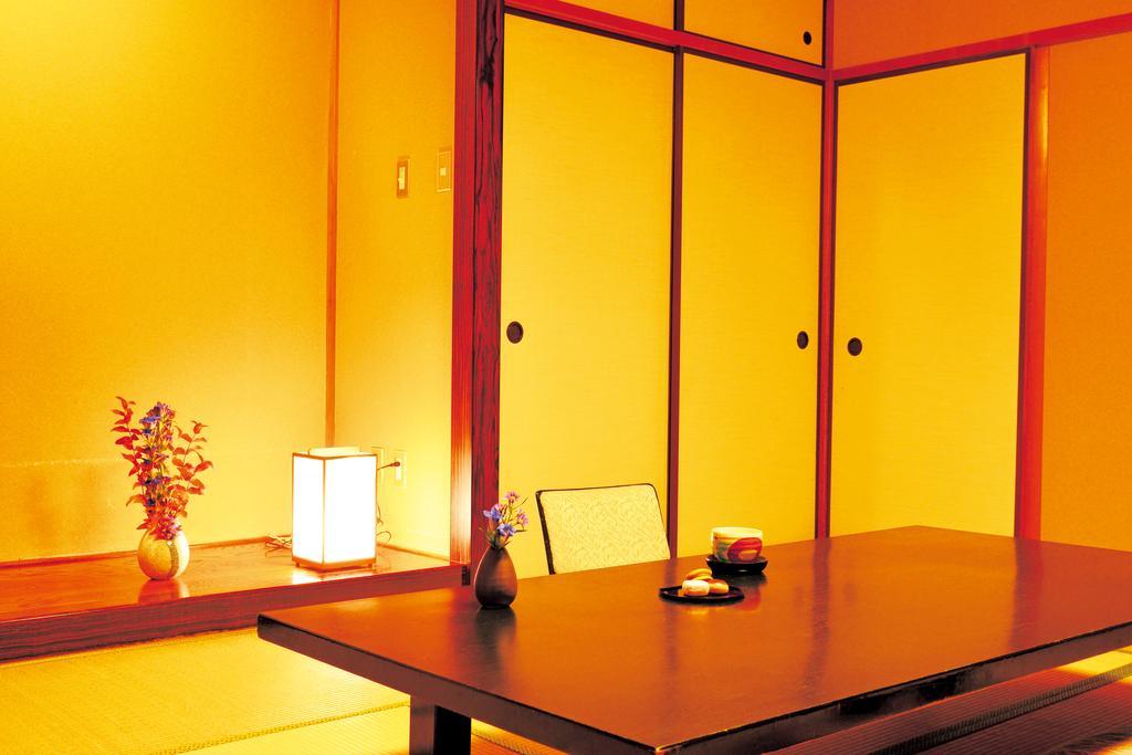 Shirako New Seaside Hotel Exterior photo